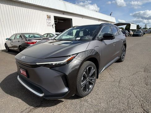 Used 2023 Toyota bZ4X AWD w/ Weather Package image 2