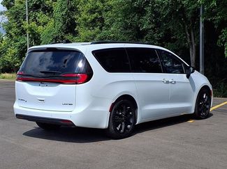 Used 2026 Chrysler Pacifica Limited w/ S Appearance Package FWD video 2