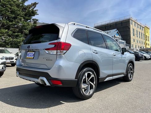 Certified 2022 Subaru Forester Touring AWD/4WD image 9