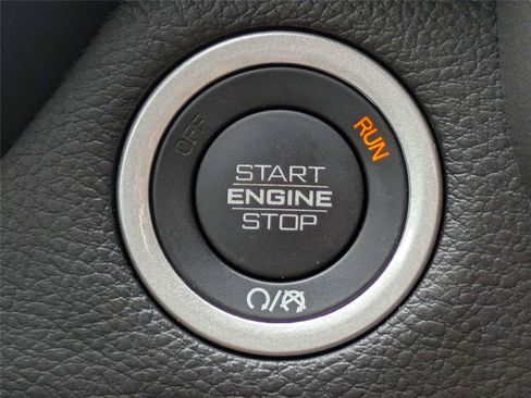 Certified 2025 RAM 1500 Big Horn AWD/4WD image 30