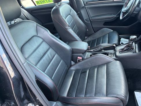Used 2017 Volkswagen GTI Autobahn FWD image 12