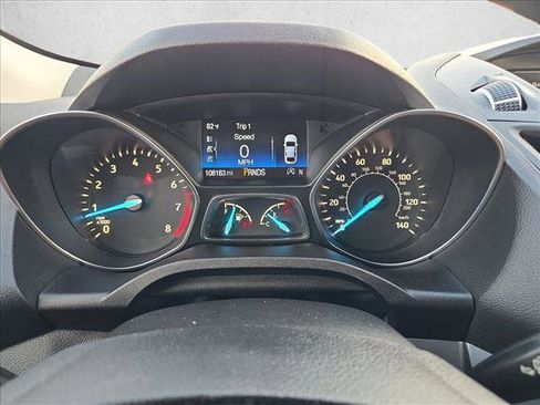 Used 2018 Ford Escape SE FWD image 11