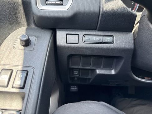 Used 2024 Nissan Frontier SV RWD image 26