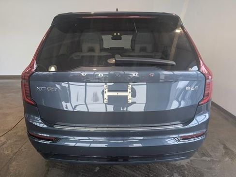 New 2026 Volvo XC90 B6 Ultra w/ Protection Package Premier AWD/4WD image 4