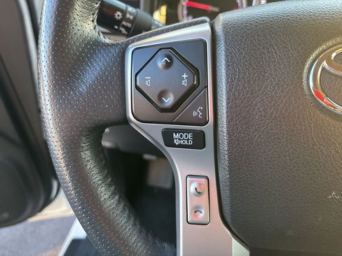 Used 2021 Toyota 4Runner Limited image 15