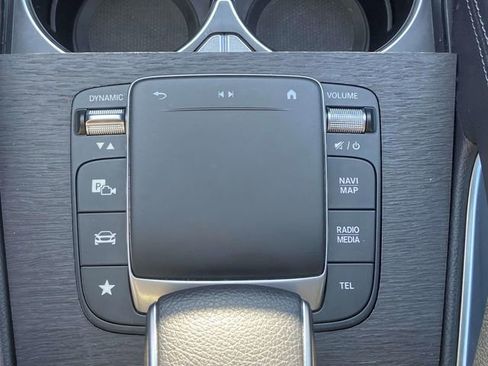 Used 2022 Mercedes-Benz GLE 350 4MATIC w/ Premium Package image 28