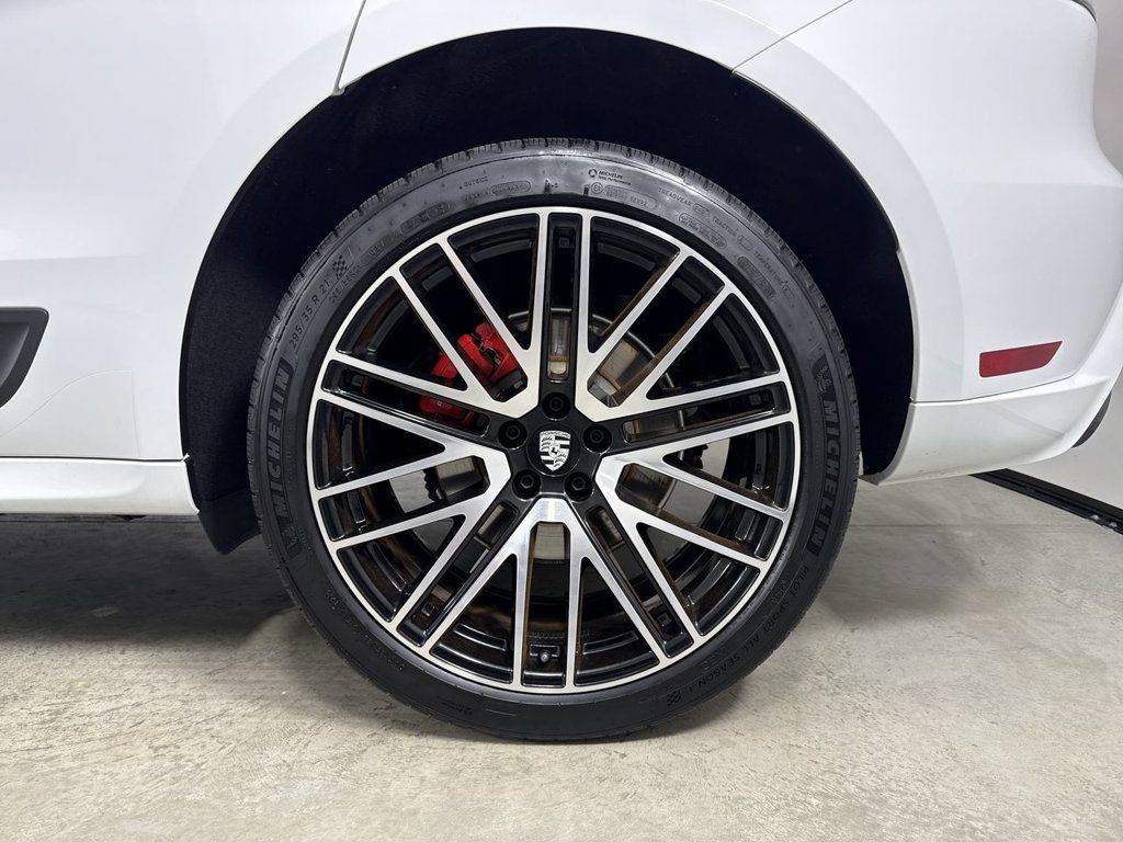Certified 2026 Porsche Macan S AWD/4WD image 14