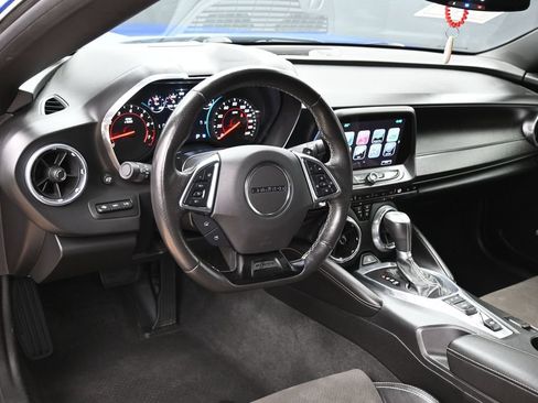 Used 2017 Chevrolet Camaro SS RWD image 17