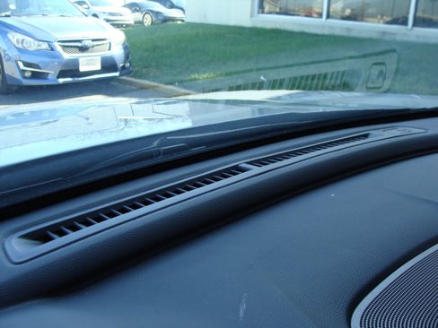 Used 2018 Honda Accord Sport image 30