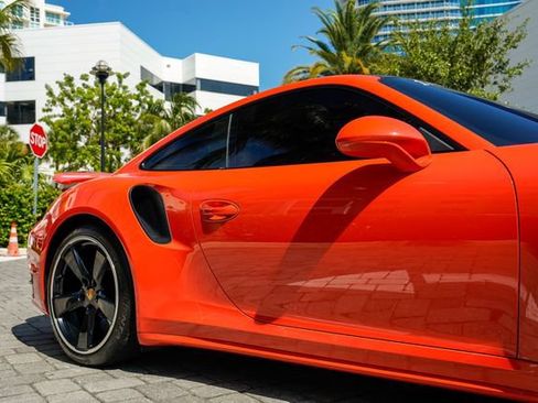 Used 2016 Porsche 911 4 Coupe AWD/4WD image 36