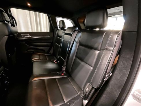 Used 2021 Jeep Grand Cherokee Limited AWD/4WD image 15