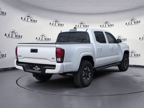 Used 2020 Toyota Tacoma SR image 6