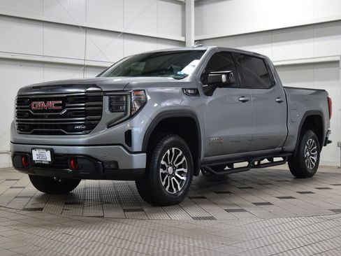 Used 2023 GMC Sierra 1500 AT4 w/ Technology Package AWD/4WD image 3