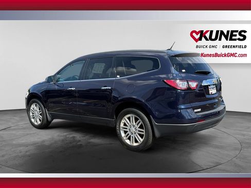 Used 2015 Chevrolet Traverse LT w/ Style and Technology Package FWD image 8