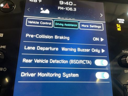 Used 2025 Subaru Outback Limited AWD/4WD image 15