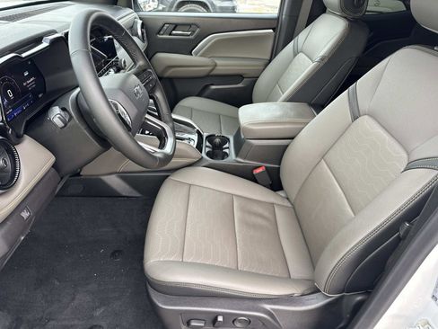 Certified 2025 Chevrolet Colorado ZR2 w/ Technology Package image 20