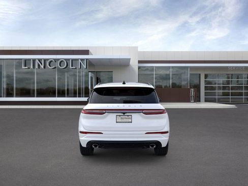 Used 2026 Lincoln Corsair Grand Touring image 5