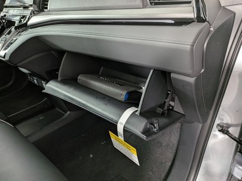 New 2026 Honda Odyssey Touring image 34