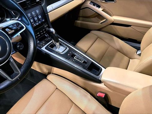 Used 2018 Porsche 911 Carrera 4S image 20