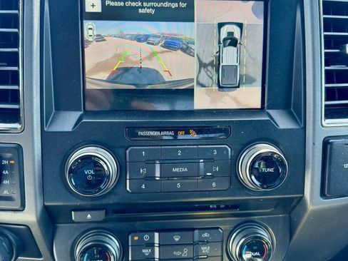 Used 2018 Ford F150 Raptor w/ Equipment Group 802A Luxury AWD/4WD image 21