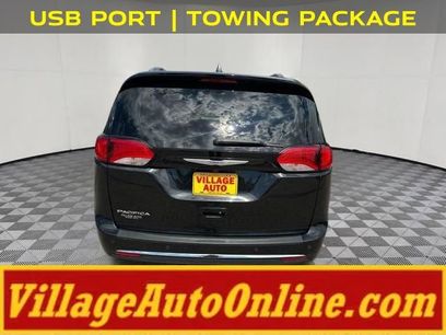 Used 2020 Chrysler Pacifica Touring-L