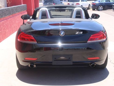 Used 2015 BMW Z4 sDrive35i RWD image 3