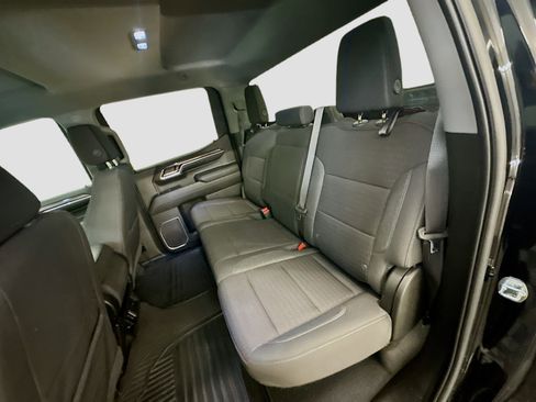 Used 2023 Chevrolet Silverado 1500 LT AWD/4WD image 29