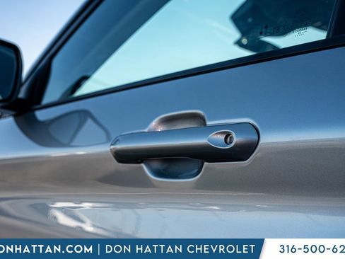 Used 2023 Ford Explorer XLT w/ Equipment Group 202A image 28