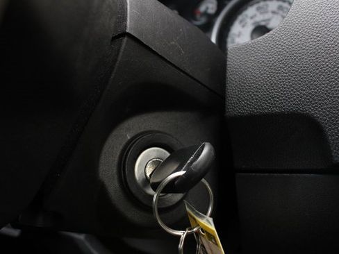 Used 2009 Ford Focus SE image 14