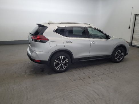 Used 2019 Nissan Rogue SV w/ Sun & Sound Touring Package AWD/4WD image 10