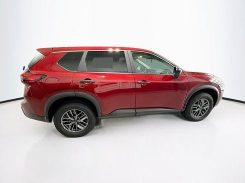 Certified 2025 Nissan Rogue S image 4