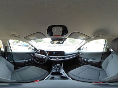 Used 2025 Kia K4 FWD image 44