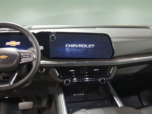 Used 2025 Chevrolet Tahoe LT image 10