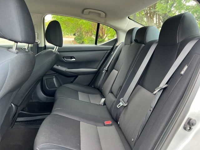 Used 2021 Nissan Sentra SV FWD image 17