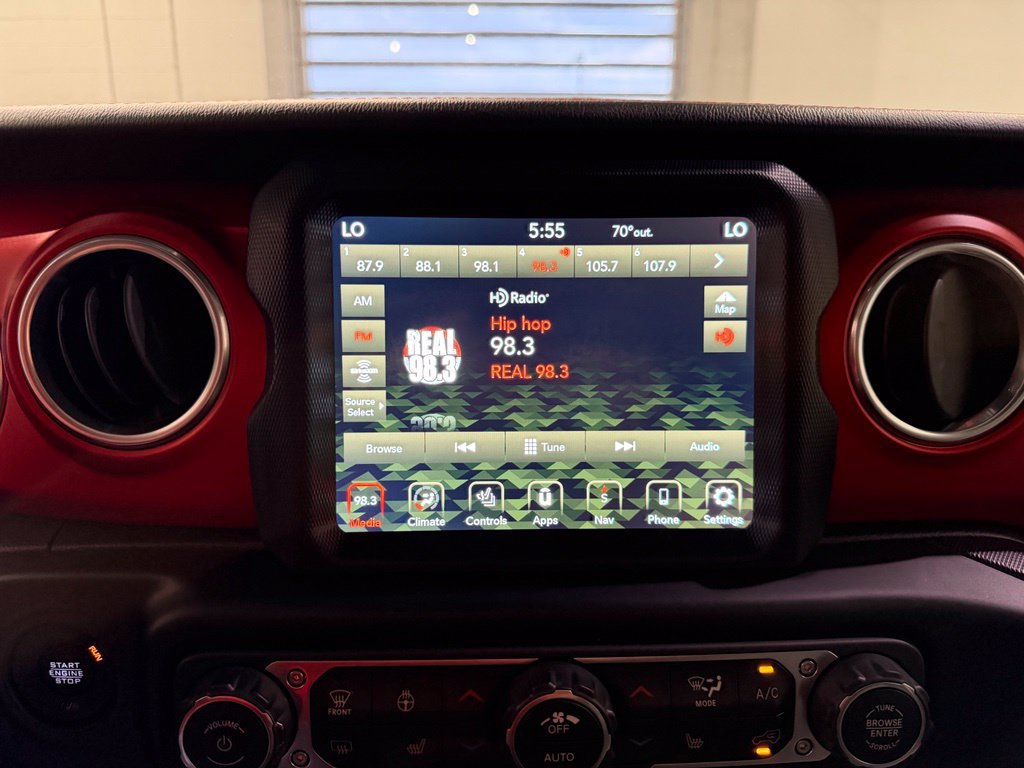 Used 2021 Jeep Wrangler Unlimited Rubicon AWD/4WD image 15