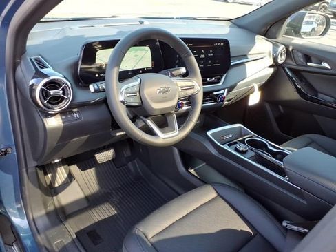 New 2026 Chevrolet Equinox LT AWD/4WD image 5