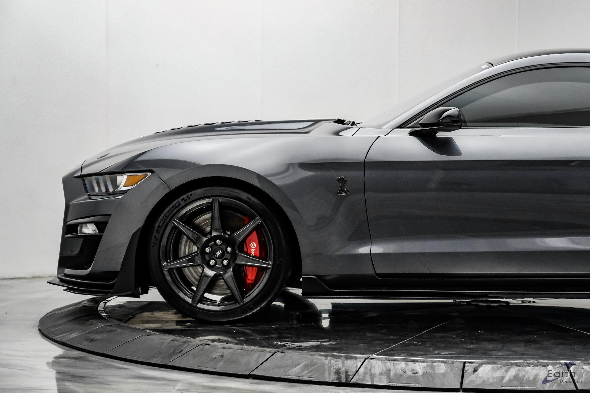 Used 2021 Ford Mustang Shelby GT500 w/ Carbon Fiber Track Pack RWD image 10