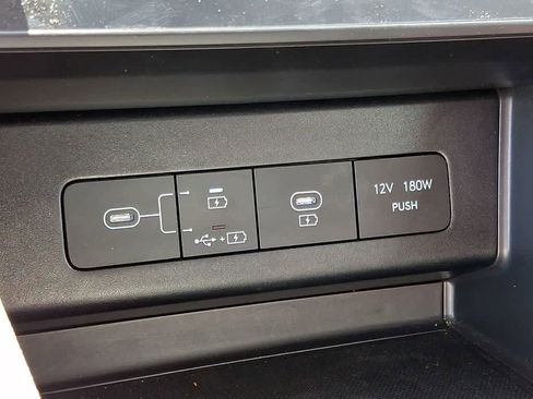 Used 2025 Hyundai Sonata SEL FWD image 23