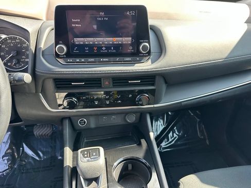 Used 2023 Nissan Rogue S FWD image 22