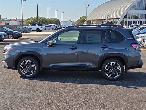 New 2025 Subaru Forester Premium image 2