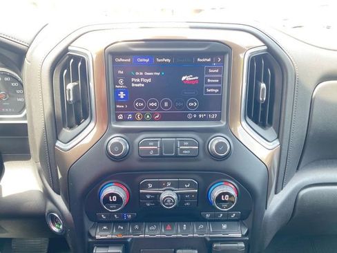 Used 2021 Chevrolet Silverado 1500 High Country w/ Technology Package AWD/4WD image 13