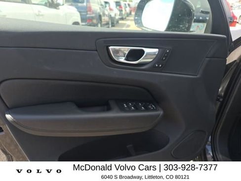 Used 2025 Volvo XC60 B5 Plus AWD/4WD image 7