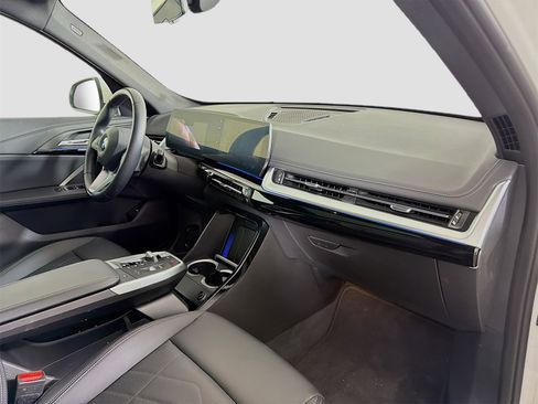 Used 2025 BMW X1 xDrive28i image 31