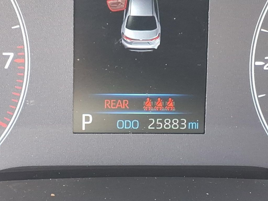 Used 2025 Toyota Corolla LE FWD image 24