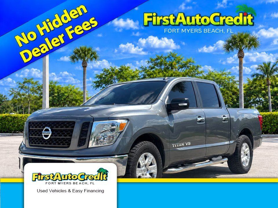 Used 2019 Nissan Titan SV RWD image 1