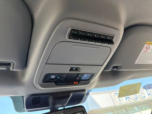 New 2026 Ford F350 XLT w/ XLT Premium Package AWD/4WD image 20