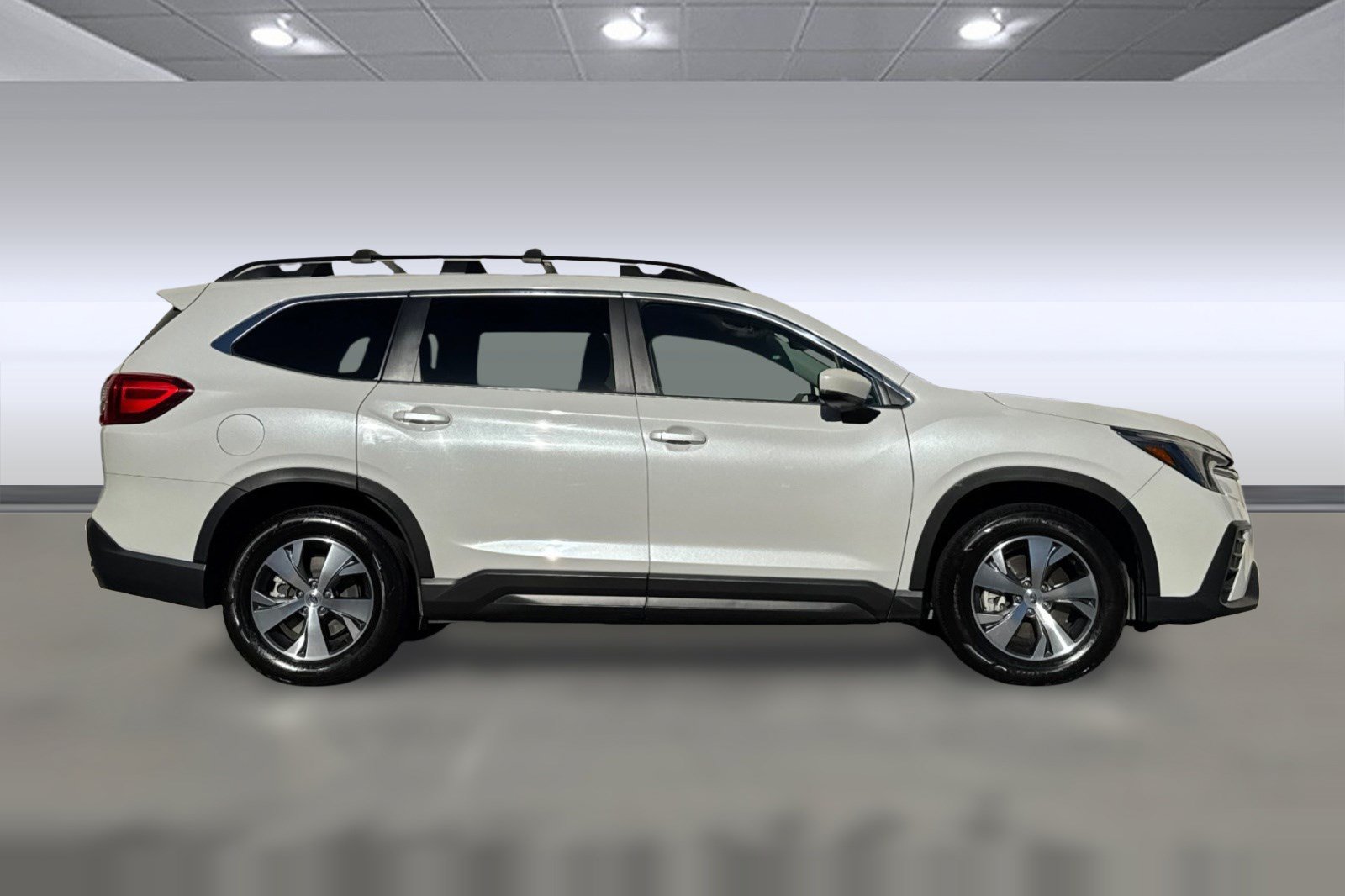 Used 2025 Subaru Ascent Premium AWD/4WD image 7