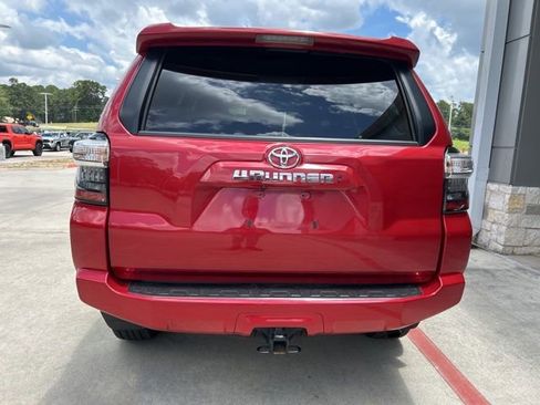 Used 2024 Toyota 4Runner SR5 AWD/4WD image 6