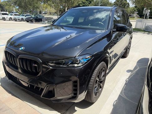 Used 2025 BMW X5 M60i w/ Climate Comfort Package AWD/4WD image 3