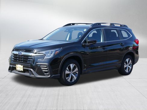 Used 2025 Subaru Ascent Premium AWD/4WD image 3